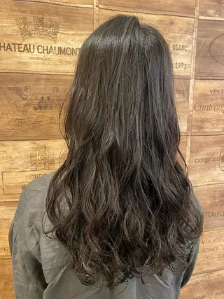 ロング パーマ な つのヘアスタイル