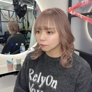 セミロング カラー Ren. 🦋デザインカラーのヘアスタイル