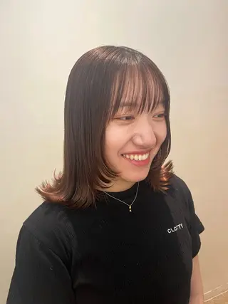 ミディアム カラー レディースカット SHIORIのヘアスタイル