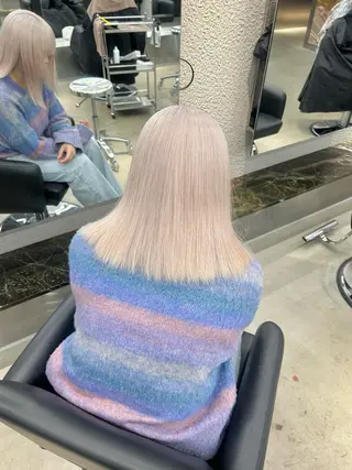 セミロング カラー ✅ケアブリーチ✅ トヨオカ ノブヒデのヘアスタイル