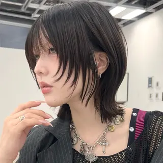 ショート カラー 【自撮りしたくなる】 小顔カット💟渋谷のヘアスタイル