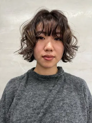 ショート カラー サカモト ナオミのヘアスタイル