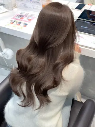 ミディアム カラー 溝口 紫之のヘアスタイル