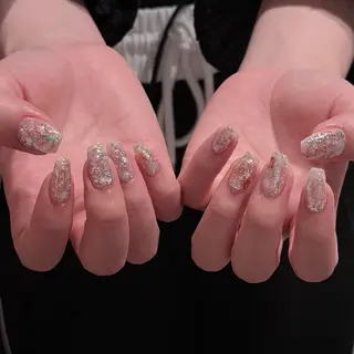 ネイル 🎀フェイ フェイ🫧💗のネイルデザイン