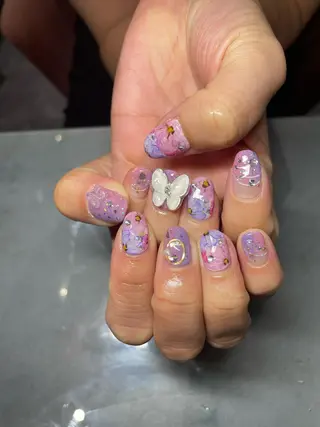 ネイル LAVISH 大和店 🤱子連れ大歓迎のネイルデザイン