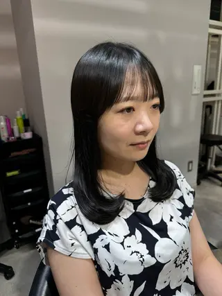 セミロング カラー 似合う髪型見つけます AYAKAのヘアスタイル