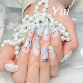 ネイル 🦋 Queenieのネイルデザイン