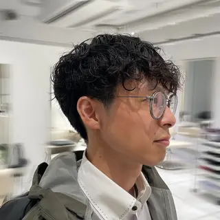 ショート パーマ メンズ ブリ—チ🌈カラ— 🌀パ—マ🌿ちえのヘアスタイル