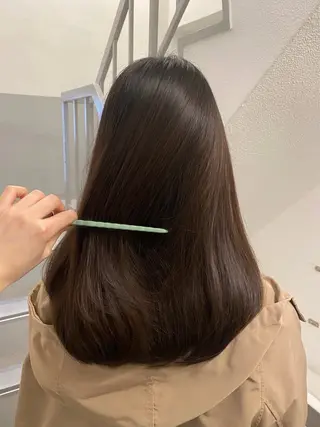 セミロング 【Mimosa】 Irohaのヘアスタイル