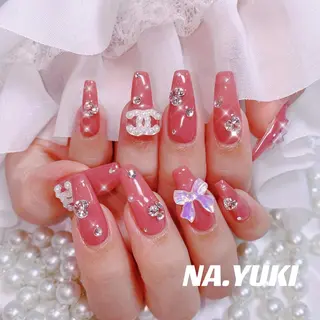 ネイル 🦋 Queenieのネイルデザイン