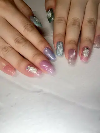 ネイル li___nail 31のネイルデザイン