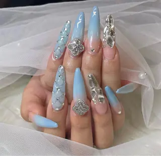 ネイル NiJi Nailsのネイルデザイン