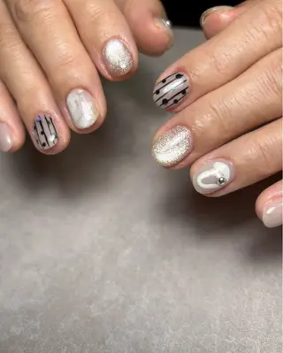 ネイル ころろんネイル nazuのネイルデザイン