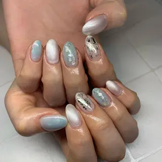 ネイル 里見 麗のネイルデザイン