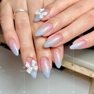 ネイル 🦋 Queenieのネイルデザイン