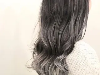 セミロング カラー HIRO .Nのヘアスタイル
