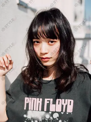セミロング カラー 白髪ぼかしハイライト 柳川拓哉のヘアスタイル