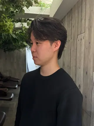パーマ メンズ REBECCA 宮崎伊玖のヘアスタイル