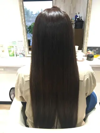 ロング カラー Atelier 大内のヘアスタイル