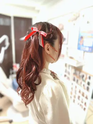ヘアアレンジ イーチブライト EachBrightのヘアスタイル