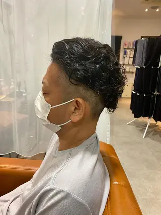 パーマ メンズ 岡垣 幸汰のヘアスタイル
