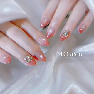 ネイル MQueen ネイルサロンのネイルデザイン