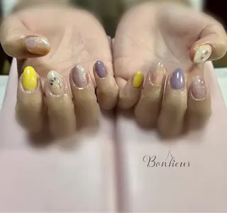 ネイル Nail Salon Bonheurのネイルデザイン