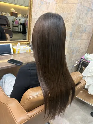 ロング 前田 みのりのヘアスタイル