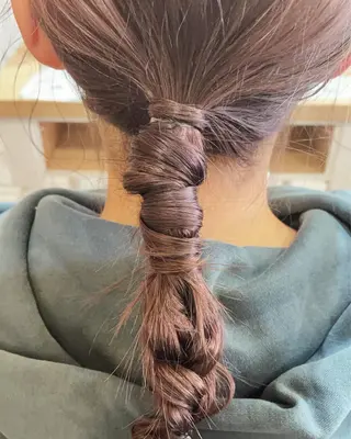 ロング ヘアアレンジ 空きあり💛 miho 大国町のヘアスタイル