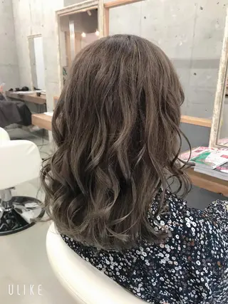 ミディアム 豊中駅3分eha レッスンモデルのヘアスタイル