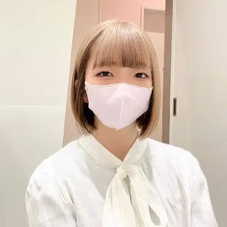 ショート カラー 🩵ブリーチカラー MIORI🩵のヘアスタイル