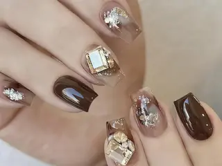 ネイル MoonNail ナナのネイルデザイン
