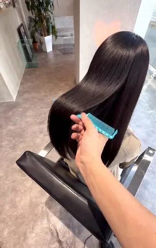 ロング カラー 城 慎太郎のヘアスタイル
