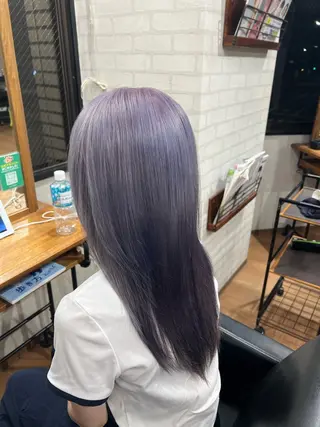 カラー レ ナのヘアスタイル