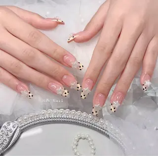 ネイル Hin Nailのネイルデザイン