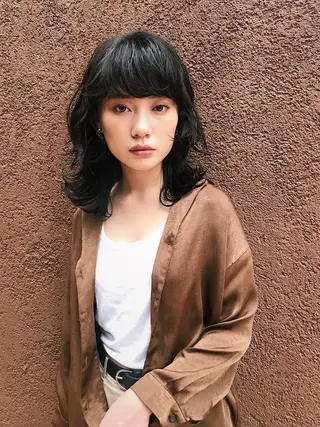 ミディアム カラー パーマ ヘアアレンジ 松田 亮葉のヘアスタイル