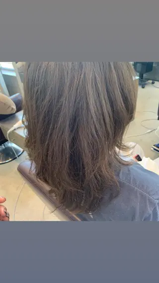 ミディアム カラー 金田 ありさのヘアスタイル