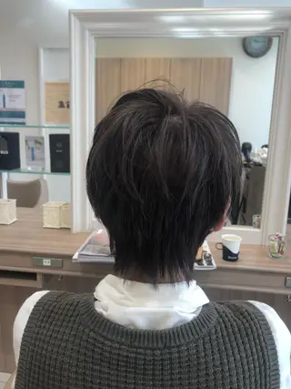 ショート カラー ママ美容師⭐️ シモダイラ ヒデミのヘアスタイル