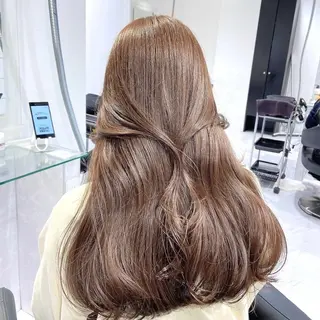 ロング カラー ヘアアレンジ 🫧モテる💗ダメー ジレスハイトーン🫧のヘアスタイル