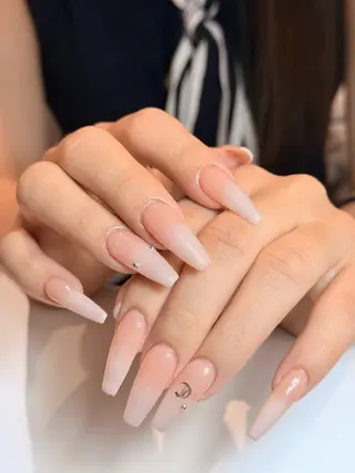 ネイル Risa_ Nailのネイルデザイン