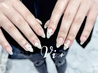 ネイル ✨Nailsalon Vi+✨のネイルデザイン