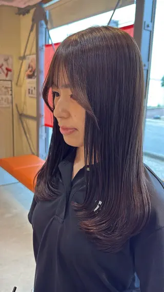 セミロング 梅田 拓実のヘアスタイル