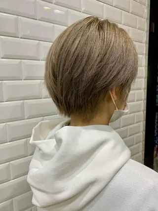 ショート カラー appiis 柳田葵　横浜のヘアスタイル