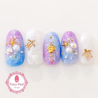 ネイル 💗🪽Tiary Nail🪽💗のネイルデザイン