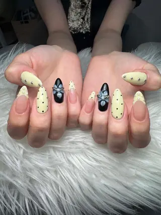 ネイル Anmi Nail 新宿のネイルデザイン