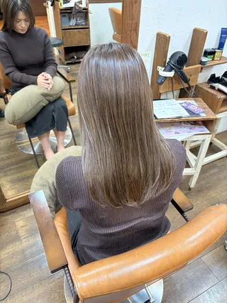 セミロング カラー 元山 透明感艶カラー 🌻レイヤーカットのヘアスタイル