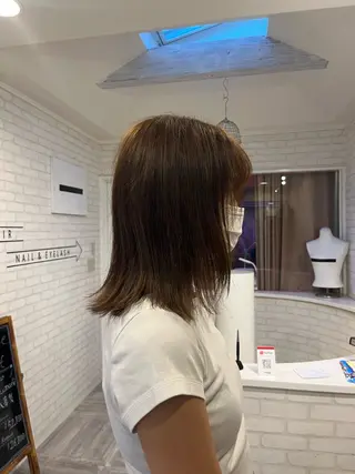 ミディアム 阿部 うららのヘアスタイル