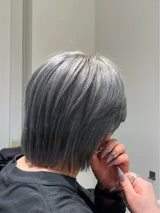 ショート カラー ブリ—チ🎨パ—マ 🌿表参道ちえ🌿のヘアスタイル