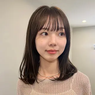 ミディアム カラー 顔周りレイヤー꙳⋆ ミディアム⌇SAKIのヘアスタイル