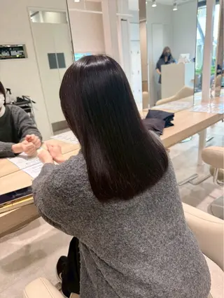 セミロング 坂上 桜香のヘアスタイル